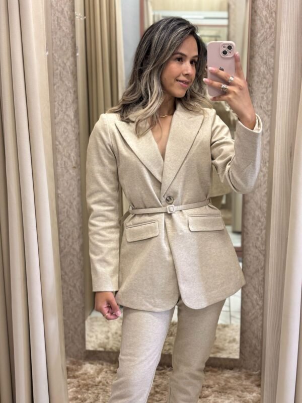 Blazer Alfaiataria com Cinto Bege