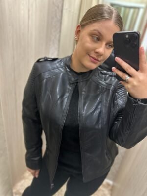 Jaqueta PU Preta com Zíper